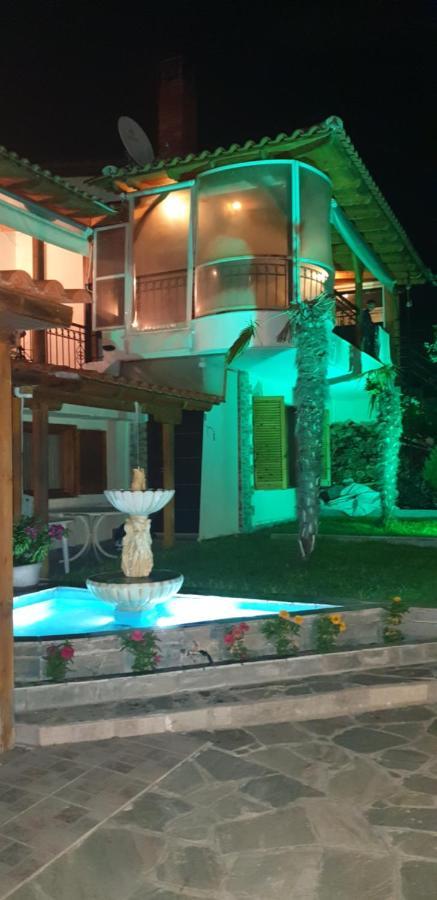 Privilege Suites Nea Kallikrateia ภายนอก รูปภาพ